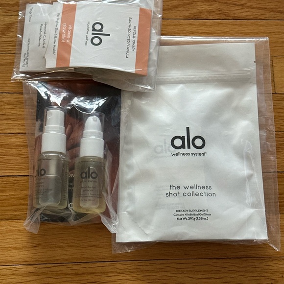 ALO Yoga Other - Alo Wellness Shot & Glow System Bundle